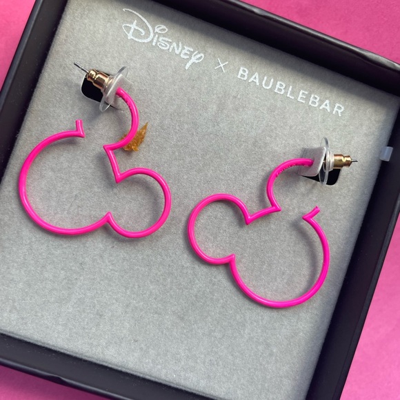 Disney Earrings Never Worn Purchased in Disney - Picture 3 of 4